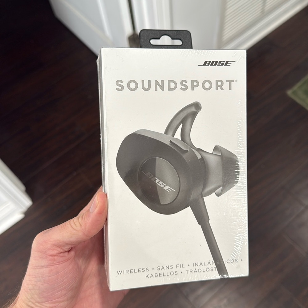 Bose Soundsport headphones